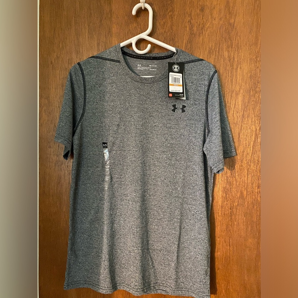 UNDER ARMOUR Men’s Small Grey Dry-fit T-Shirt NWT